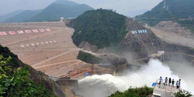 Đập thủy điện Nọa Trác Độ của Trung Quốc trên thượng nguồn sông Mê Kông (Ảnh: Báo Hải Quan)