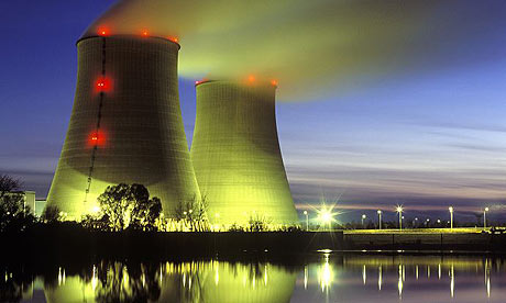 Chuyển giao nhiên liệu hạt nhân – nỗi lo không chỉ riêng ai (Ảnh minh họa: theguardian.com)