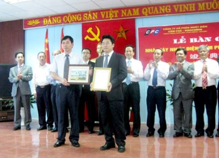 Bàn giao nhà máy nhiệt điện Cẩm Phả 1 và 2