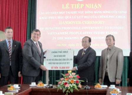 Chile ủng hộ nhân dân vùng lũ Đồng bằng sông Cửu Long