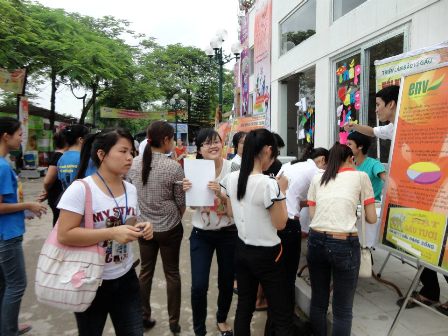 Triển lãm bảo vệ gấu tại Hà Nội