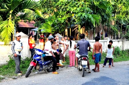 Người dân Bắc Trà My chưa thể yên tâm khi động đất lại xảy ra