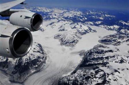 Sông băng British Columbia (Canada) chụp từ máy bay (Ảnh: Reuters)