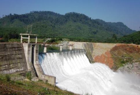 Đập tràn thủy điện Đak Mi 4b (Ảnh: canthostnews.vn)