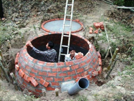 Xây hầm biogas tại hộ gia đình