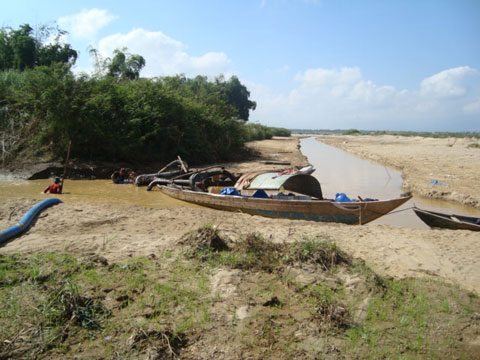 Tình trạng khô hạn đã xảy ra tại hạ du các con sông khiến Đà Nẵng thiếu hơn 1 tỷ m3 nước vào mùa khô