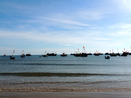 Một góc biển Thiên Cầm - Hà Tĩnn (Ảnh: ThienNhien.Net)