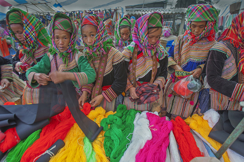 Sắc màu của chợ