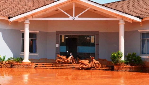 Xe cào bùn khắc phục sự cố