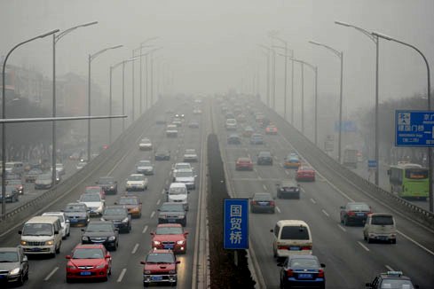 Ô nhiễm không khí ở thủ đô Bắc Kinh đã lên tới mức nguy hiểm  (Ảnh: Xinhua/Báo điện tử Đảng Cộng sản Việt Nam )