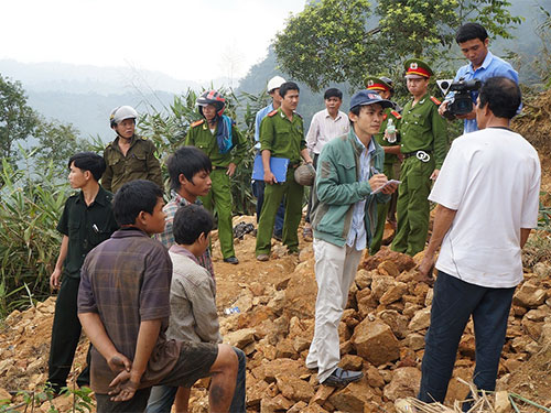 Bất chấp bị truy quét, nạn khai thác vàng trái phép ở Quảng Nam vẫn rộ lên gần đây (Ảnh: Phạm Trọng/www.nld.com.vn)