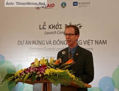 Ông Joakim Parker, Giám đốc USAID Việt Nam, phát biểu tại buổi lễ