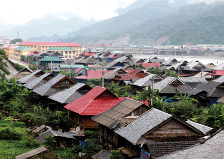 Một góc khu tái định cư thị xã Mường Lay, tỉnh Điện Biên (Ảnh: Đại đoàn kết)