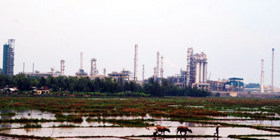 Nhà máy lọc dầu Dung Quất (Ảnh: Sài Gòn Giải Phóng)