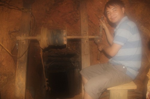 PV trong hầm vàng (Ảnh: Nông nghiệp Việt Nam)