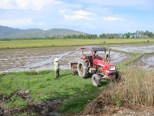 Nông dân thiệt vì chính sách chậm triển khai