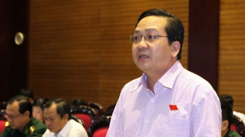 ĐB Nguyễn Minh Lâm: “Đề nghị bỏ qui định cho nhập khẩu tàu biển đã qua sử dụng để tháo dỡ” (Ảnh: Pháp luật Việt Nam)