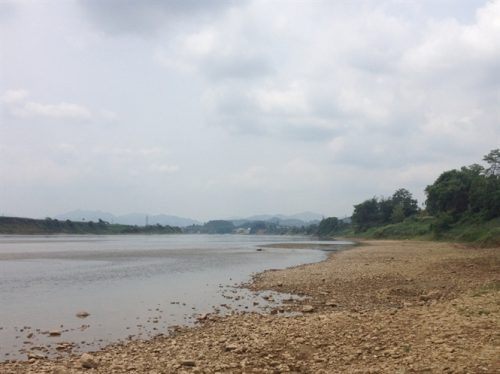 Sông Lô, đoạn chảy qua khu vực Cty An Hòa (Ảnh: nongnghiep.vn)