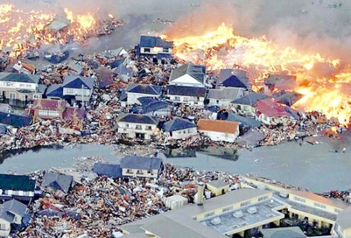 Hình ảnh khủng khiếp về cơn sóng thần tại Nhật Bản năm 2011