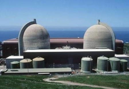 Hình ảnh một nhà máy điện hạt nhân với hai lò phản ứng của Iran (Ảnh: wwwpennenergy.com)