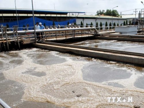 Hệ thống xử lý nước thải trong các khu công nghiệp ở Việt Nam cần phải được đầu tư bài bản (Ảnh: TTXVN)