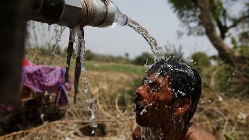 Nắng nóng đã khiến hơn 1.100 người thiệt mạng ở Ấn Độ. (Ảnh:BBC)