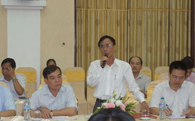 Ông Nguyễn Đăng Dương, Phó Giám đốc Sở LĐ-TB&XH Nghệ An trả lời các câu hỏi của các nhà báo, phóng viên tại cuộc họp báo (Ảnh: Đắc Lam)