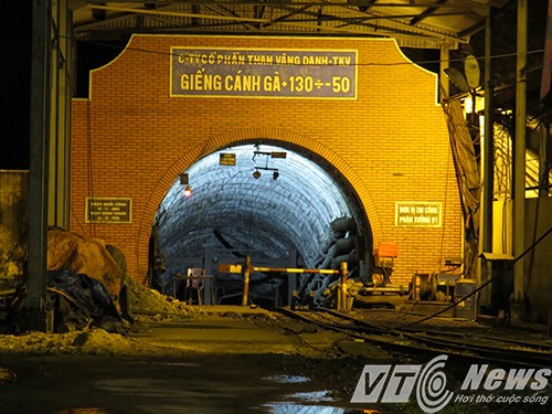 ửa đường hầm vào hiện trường vụ sụt đổ hầm lò (Ảnh: MK/VTC News)