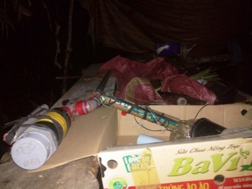 Súng độ chế của các đối tượng khai thác vàng trái phép.