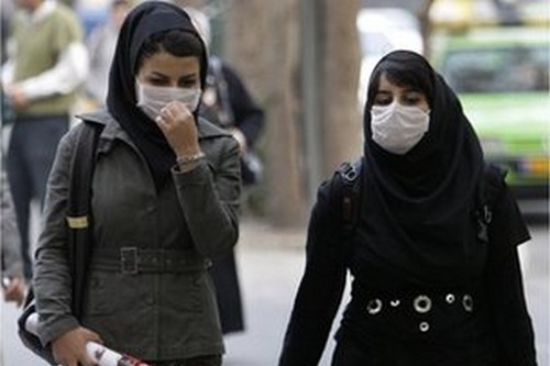 Yasuj, Iran - Với hàm lượng bụi trung bình hàng năm là 215 mcg/m3 theo số liệu năm 2009, Yasuj đã được đánh giá là thành phố bị ô nhiễm đứng thứ tư ở Iran và thứ 8 trên thế giới. 
