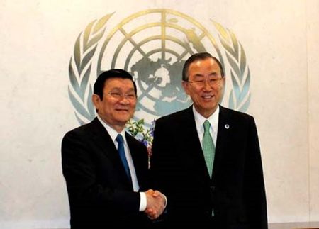 Chủ tịch nước Trương Tấn Sang và Tổng thư ký Liên Hợp Quốc Ban Ki-moon tại trụ sở LHQ tháng 6/2013  