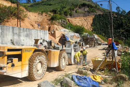 Vội vã xây thủy điện Đạ Dâng