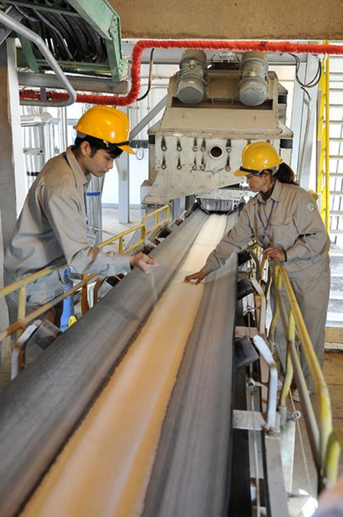 Dây truyền sản xuất đi vào hoạt động từ đầu năm 2015 của Công ty Phân đạm và Hóa chất Hà Bắc.