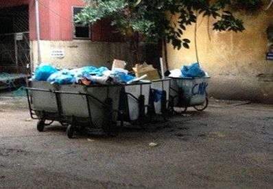 Khu tập kết và xử lý rác thải y tế của BV Bạch Mai. Ảnh: VGP/Hiền Minh 