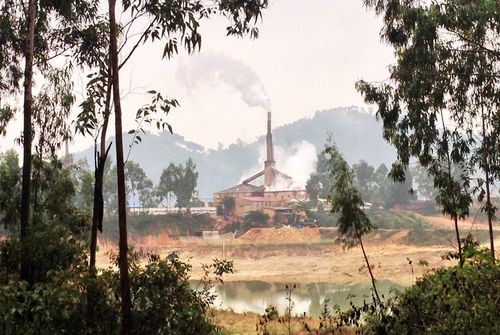 Khói vẫn ngày ngày mịt mù như...tranh vẽ ở xã Bắc Sơn, Sóc Sơn (Ảnh: PV/Vietnam+)