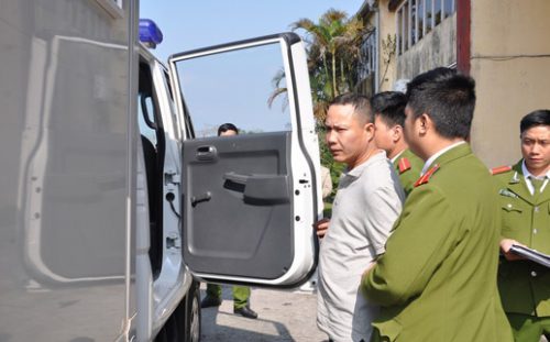 Đối tượng bị cơ quan chức năng bắt giữ tại Móng Cái.