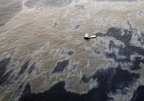 Tràn dầu ngoài biển Campos Basin ở Rio de Janeiro state, Brazil. (Nguồn: Techinsider)