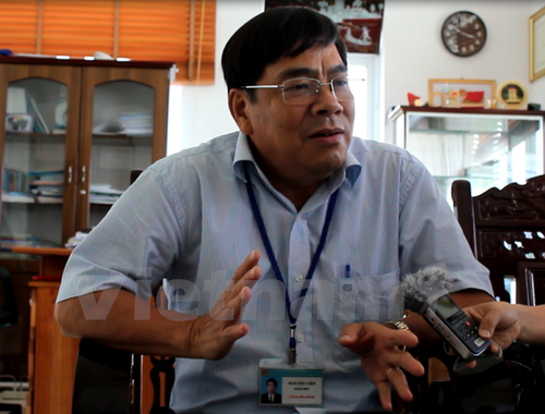  Ông Nguyễn Viễn, Giám đốc Sở Tài nguyên và Môi trường Quảng Nam trao đổi với phóng viên (Ảnh: Hùng Võ/Vietnam+)