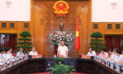 Thủ tướng Nguyễn Xuân Phúc phát biểu tại buổi làm việc với lãnh đạo tỉnh Kon Tum.