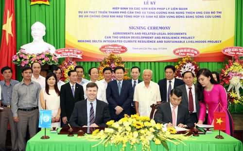  Lễ ký kết hiệp định giữa NHNN Việt Nam và WB (Ảnh: VGP/Thành Chung)