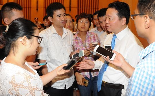 Vụ chôn chất thải của Formosa: “Sẽ xử lý hình sự nếu đưa chất thải nguy hại ra môi trường chôn lấp”