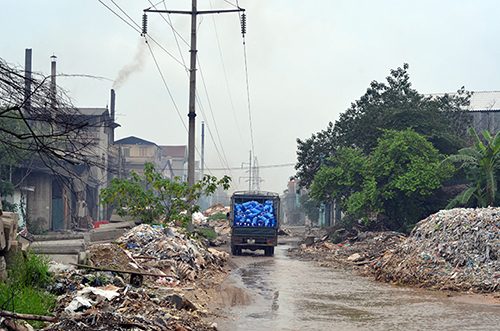 Tình trạng ô nhiễm môi trường ở phường Phong Khê, TP. Bắc Ninh (Ảnh: Internet)