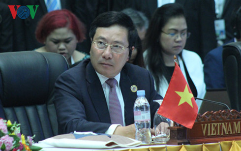  Phó Thủ tướng, Bộ trưởng Ngoại giao Phạm Bình Minh tại Hội nghị ASEAN+3