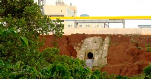 Sự cố vỡ đường ống dẫn xút Alumin Nhân Cơ khiến 9,38m3 kiềm thất thoát (Ảnh: TL)