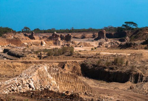  Philippines đang kiểm tra việc chấp hành quy định về bảo vệ môi trường của các công ty khai khoáng (Ảnh: Philstar.com)