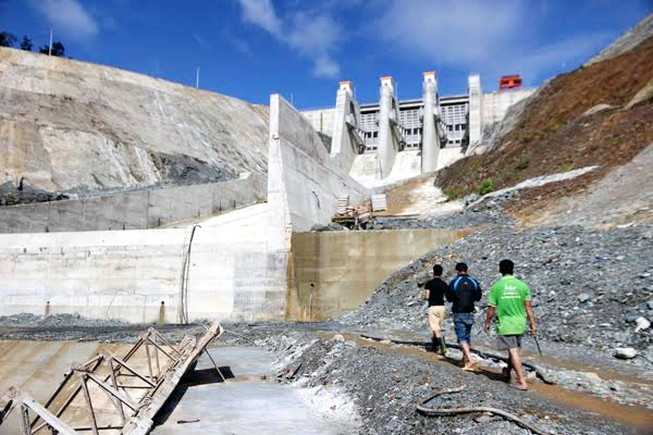Thủy điện Sông Bung 2 bị nổ van số 2 hầm dẫn dòng khiến 2 người chết và xóa sổ làng Pa oi, Nam Giang vào chiều 13/9 vừa qua.