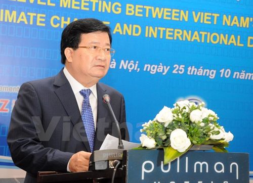 Phó Thủ tướng Trịnh Đình Dũng phát biểu tại Diễn đàn. (Ảnh: Hùng Võ/Vietnam+)