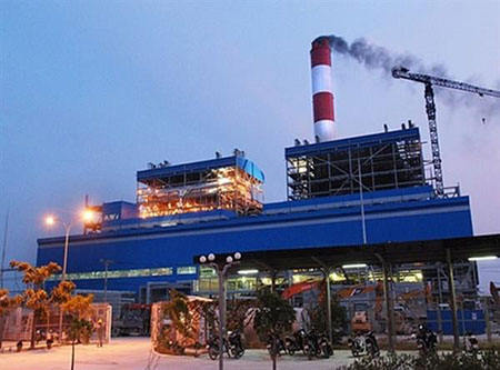 Nhiều nhà máy nhiệt điện than đang là nguồn gây ô nhiễm không khí, ảnh hưởng tới sinh kế của người dân. Ảnh internet. 