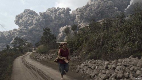 Núi lửa Sinabung trong một lần phun trào gần đây. (Nguồn: Reuters)
