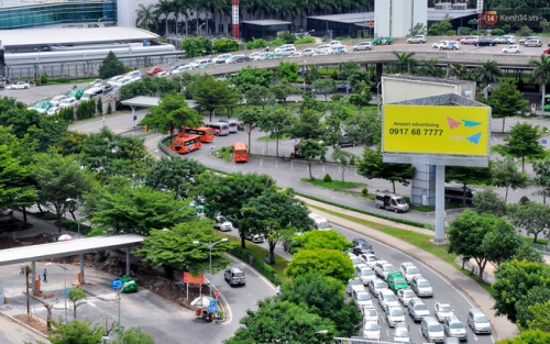 Xây cáp treo vào Tân Sơn Nhất: Người dân có dám lưu thông bên dưới?